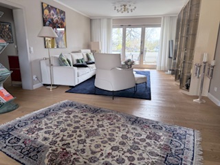 Wohnzimmer mit Loggia Wohnung Berlin