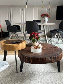 Blick auf die gro�en Einbauschr�nke hinter dem Essplatz Charmantes, voll m�bliertes Dachgeschoss� ruhig, zentral & clever geschnitten � Privatverkauf