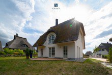 Garten Modernes Reetdach-Haus am Strand des Bodstedter Bodden