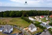 Strandnahe Lage Modernes Reetdach-Haus am Strand des Bodstedter Bodden
