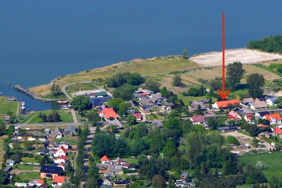 Luftaufnahmen mit Hafen- u. Boddenstrand Haus Fuhlendorf